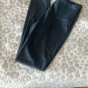 CRZ YOGA shimmer green faux leather leggings